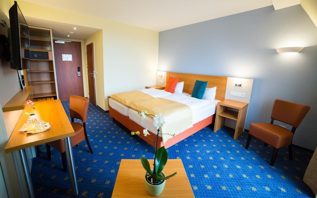 Berghotel Tambach Extérieur photo